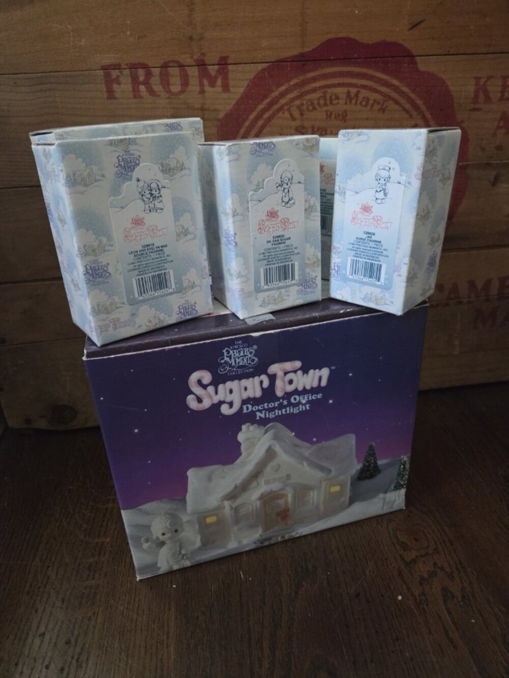 Vtg Enesco Precious Moments Sugar Town Doctors Office 7 Piece Collectors Set